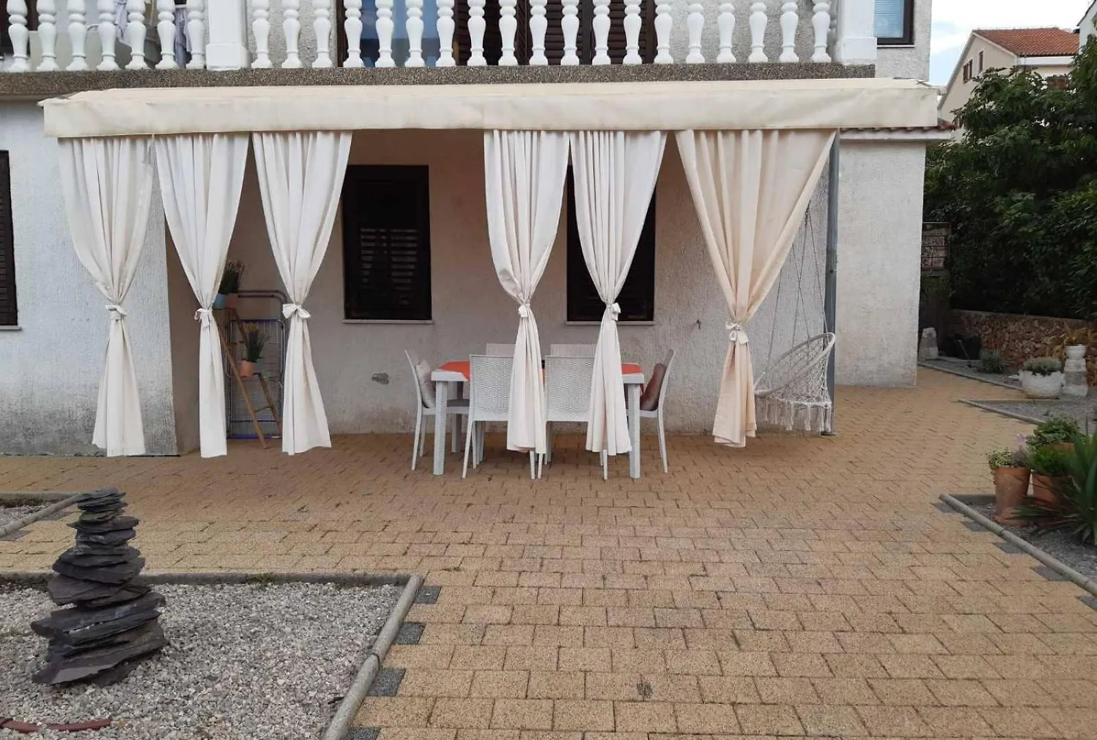 Apartments With A Parking Space Njivice, Krk - 21871