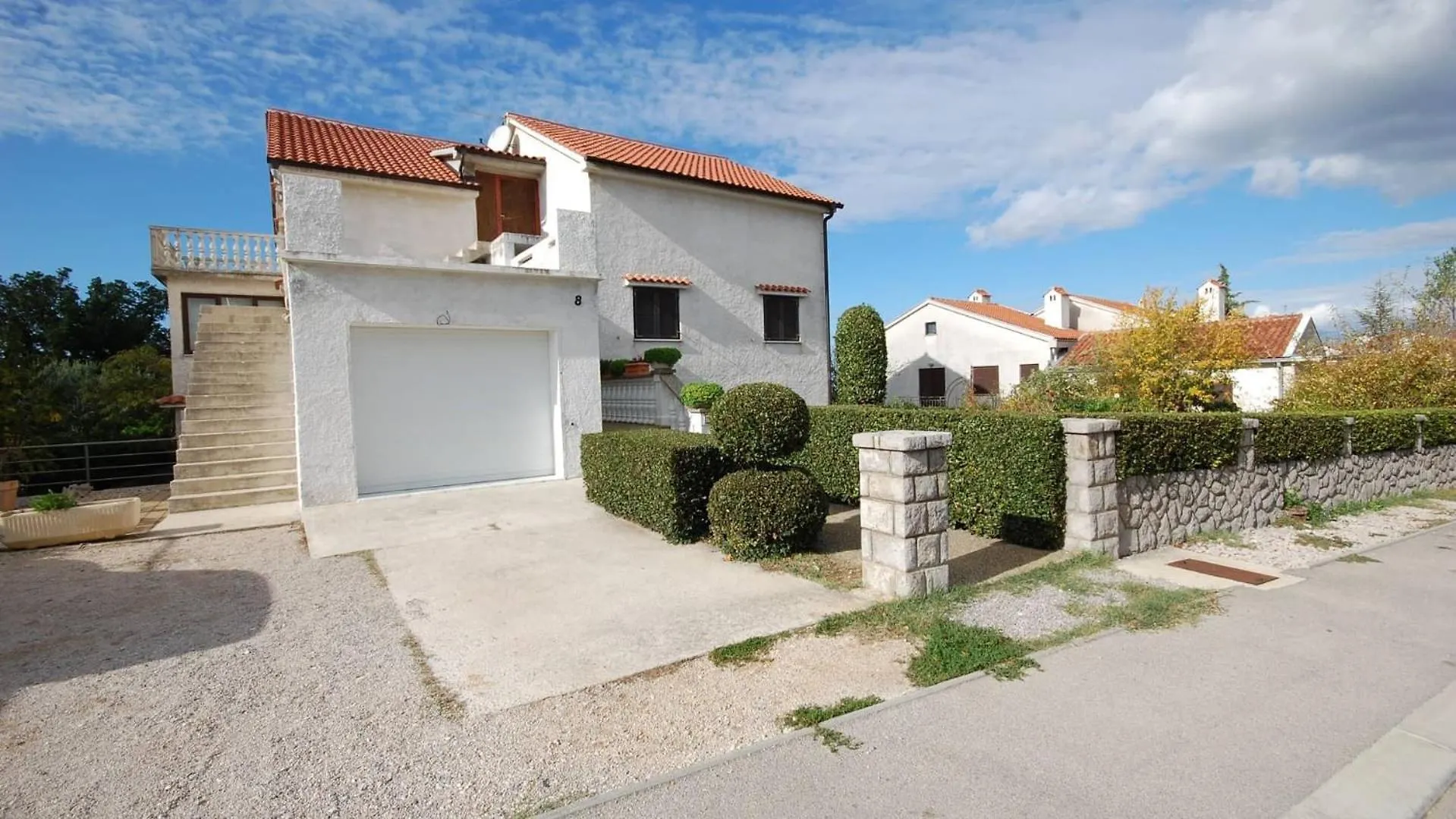 Apartments With A Parking Space Njivice, Krk - 21871 Njivice
